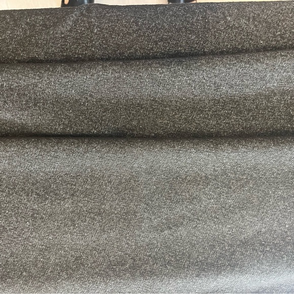 Maui Jim Hawaiian floral, sunset colors, Microfiber, Quick Dry - Picture 7 of 8